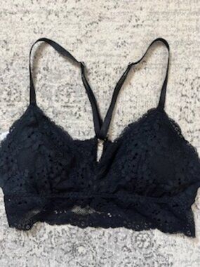 🧡3/15 Forever 21 Black Lace Bralette Adjustable Straps Women's L